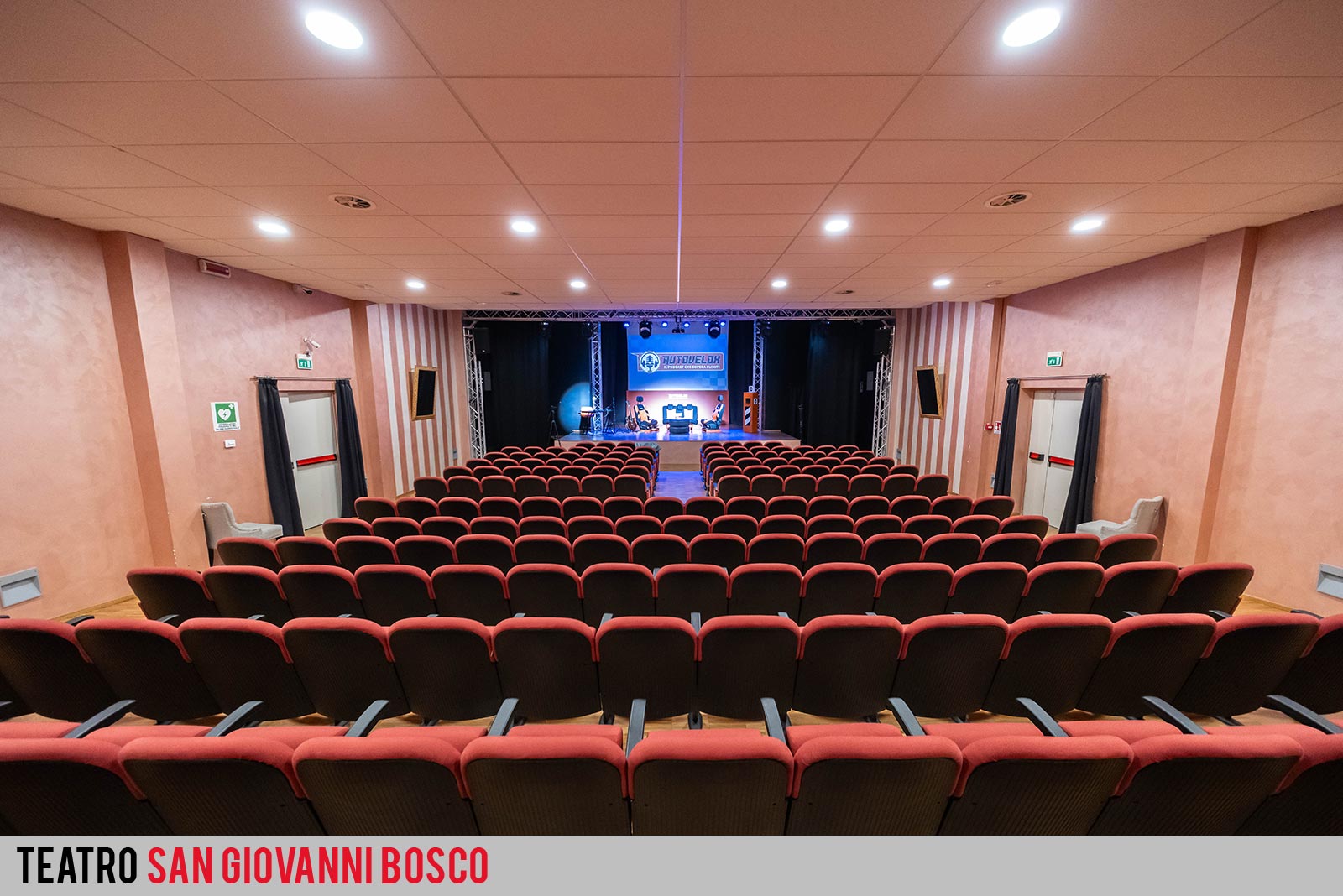 interno teatro