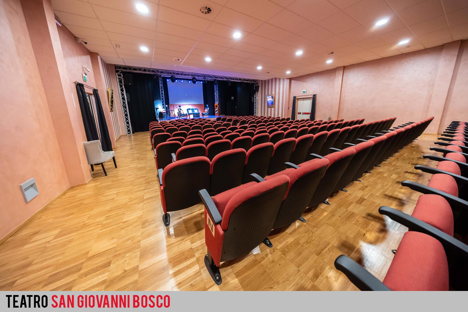 interno teatro palco